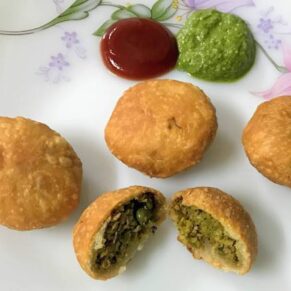Peas Kachori (3 pieces)